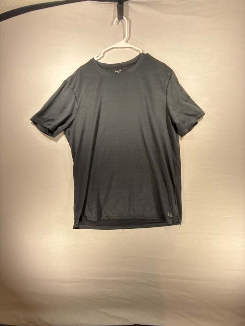 Layer8 Men's Quick-Dry Performance Crew Neck T-Shirt, Black, Size XL